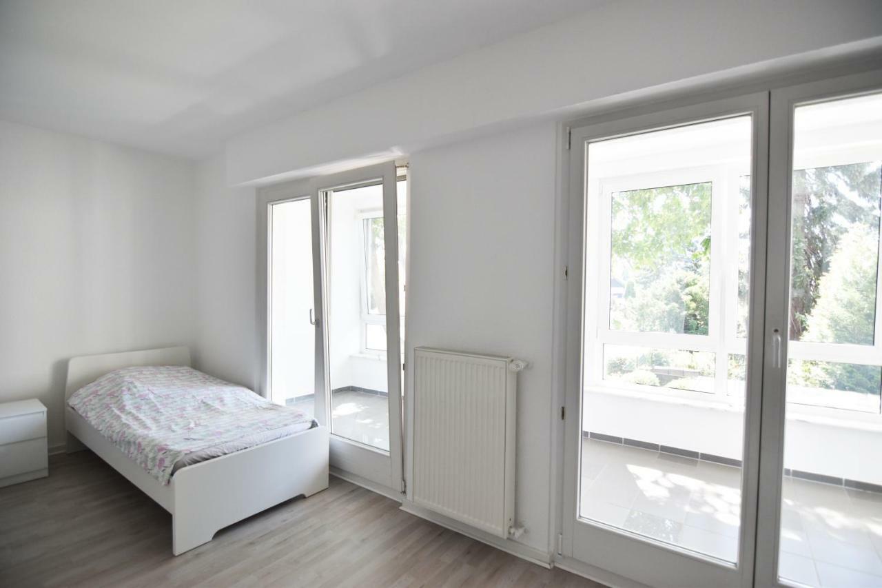 Hébergement de vacances Zeitwohnen Im Schonem Haus Mit Grosser Terrasse In Koln-rath *